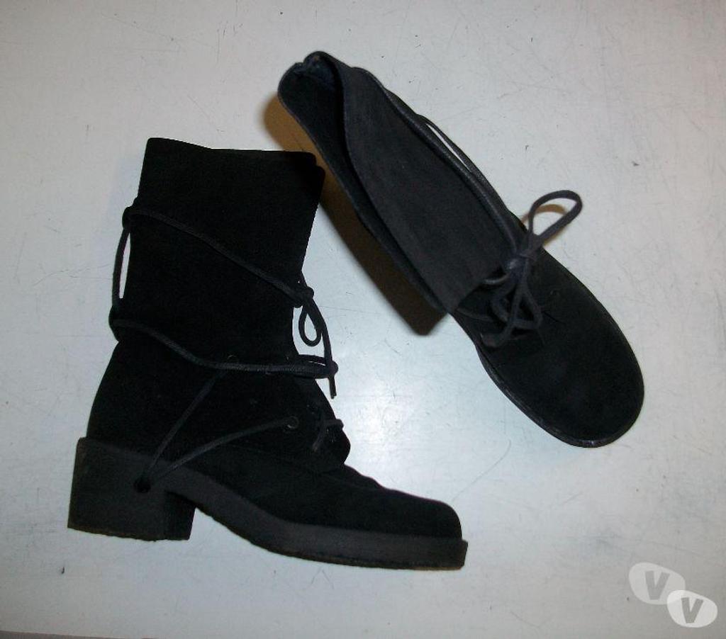 Chaussures Bas-Rhin Bouxwiller - 67330 - Photos Vivastreet Bottines Noir à lacets entrecroisés pt 38-neuves