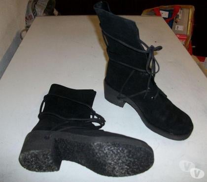 Chaussures occasion Bouxwiller Bas-Rhin - Photos Vivastreet Bottines Noir à lacets entrecroisés pt 38-neuves