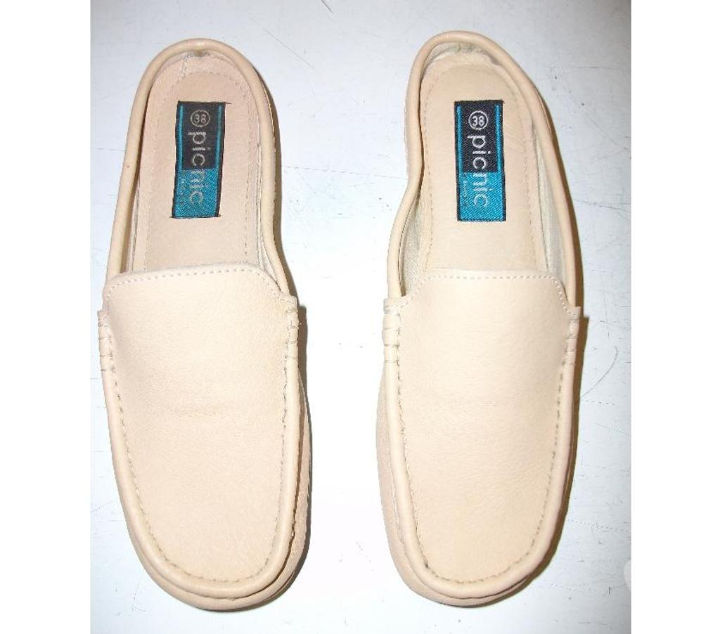 Chaussures Bas-Rhin Bouxwiller - 67330 - Photos Vivastreet Mules Beige pt 38-neuves
