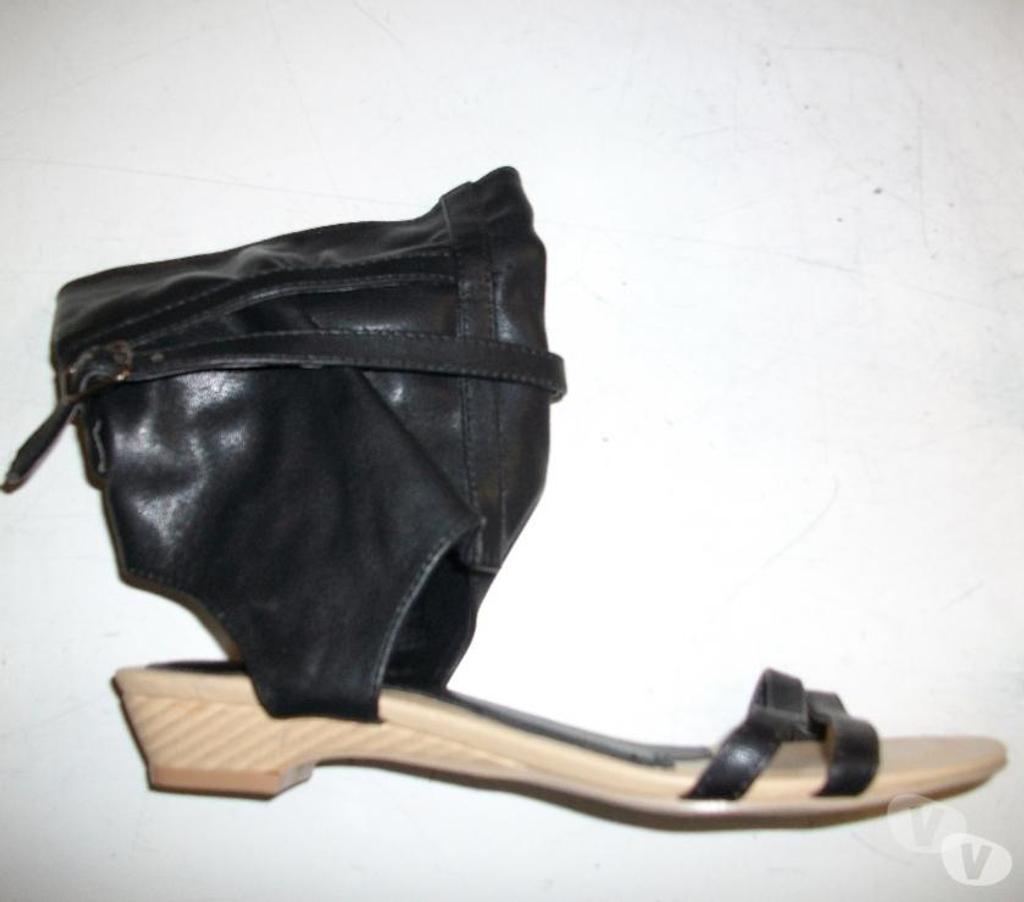 Chaussures Bas-Rhin Bouxwiller - 67330 - Photos Vivastreet Sandales Noir montantes pt 38 -neuves