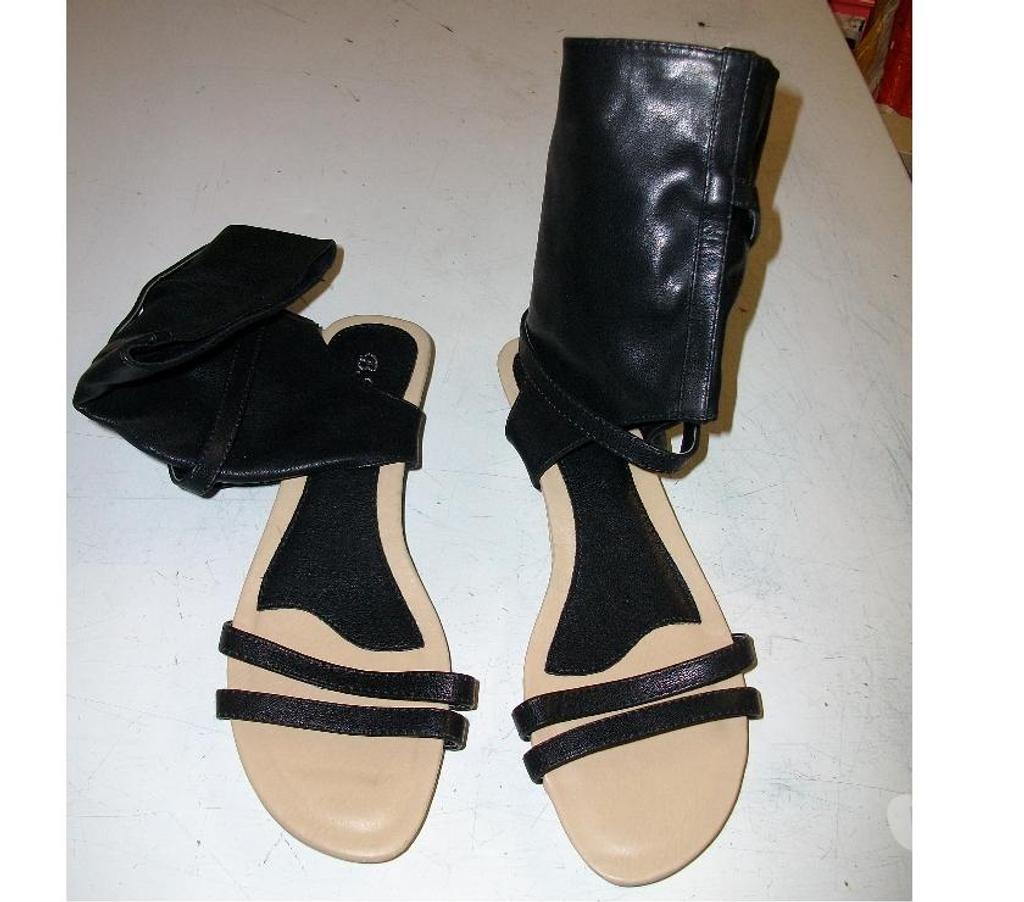 Chaussures Bas-Rhin Bouxwiller - 67330 - Photos Vivastreet Sandales Noir montantes pt 38 -neuves
