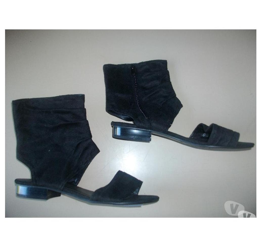 Chaussures Bas-Rhin Bouxwiller - 67330 - Photos Vivastreet Sandales hautes Noir en daim à tirette pt 40 -neuves- à 6 €