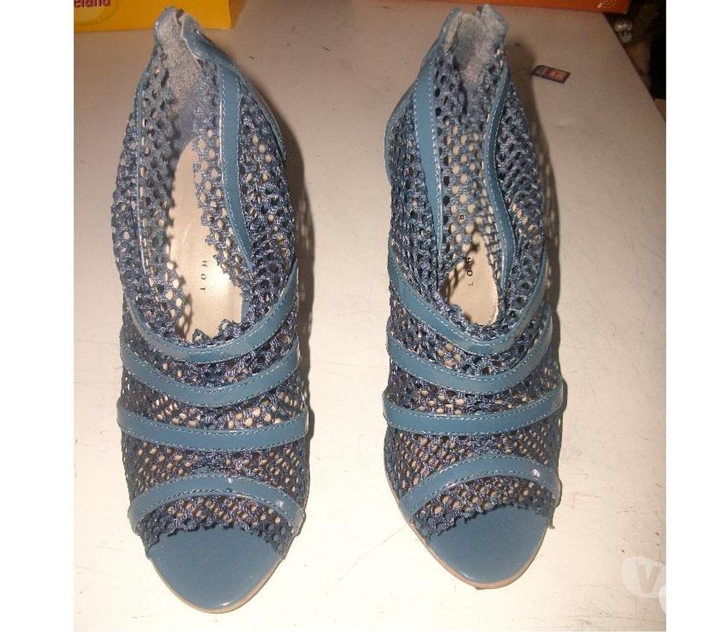 Chaussures Bas-Rhin Bouxwiller - 67330 - Photos Vivastreet Escarpins Marine à filet-talons 11 cm pt 38-39 (grand 38)