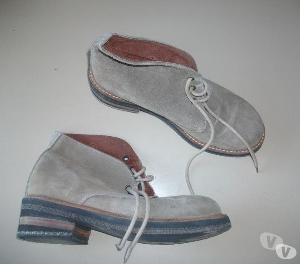 Chaussures Bas-Rhin Bouxwiller - 67330 - Photos Vivastreet Derbys genre Klarks Brun Sable pt 38 à 5 €
