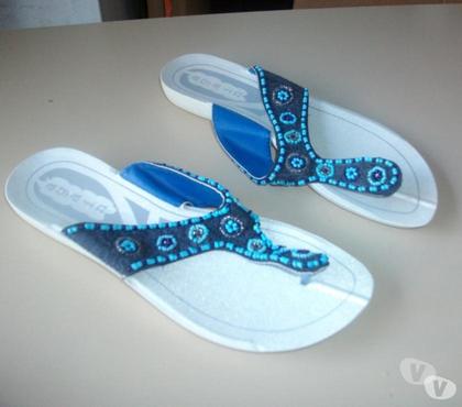 Chaussures et bottes occasion Bouxwiller Bas-Rhin - Photos Vivastreet Entredoigts Bleu Perlés pt 38 -neufs- à 4 €
