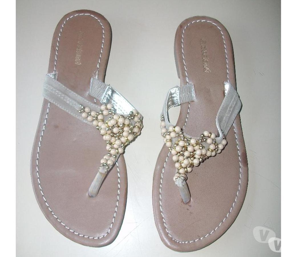 Chaussures Bas-Rhin Bouxwiller - 67330 - Photos Vivastreet Paires d'Entredoigts Beige perlés pt 38 -neufs- à 6 €
