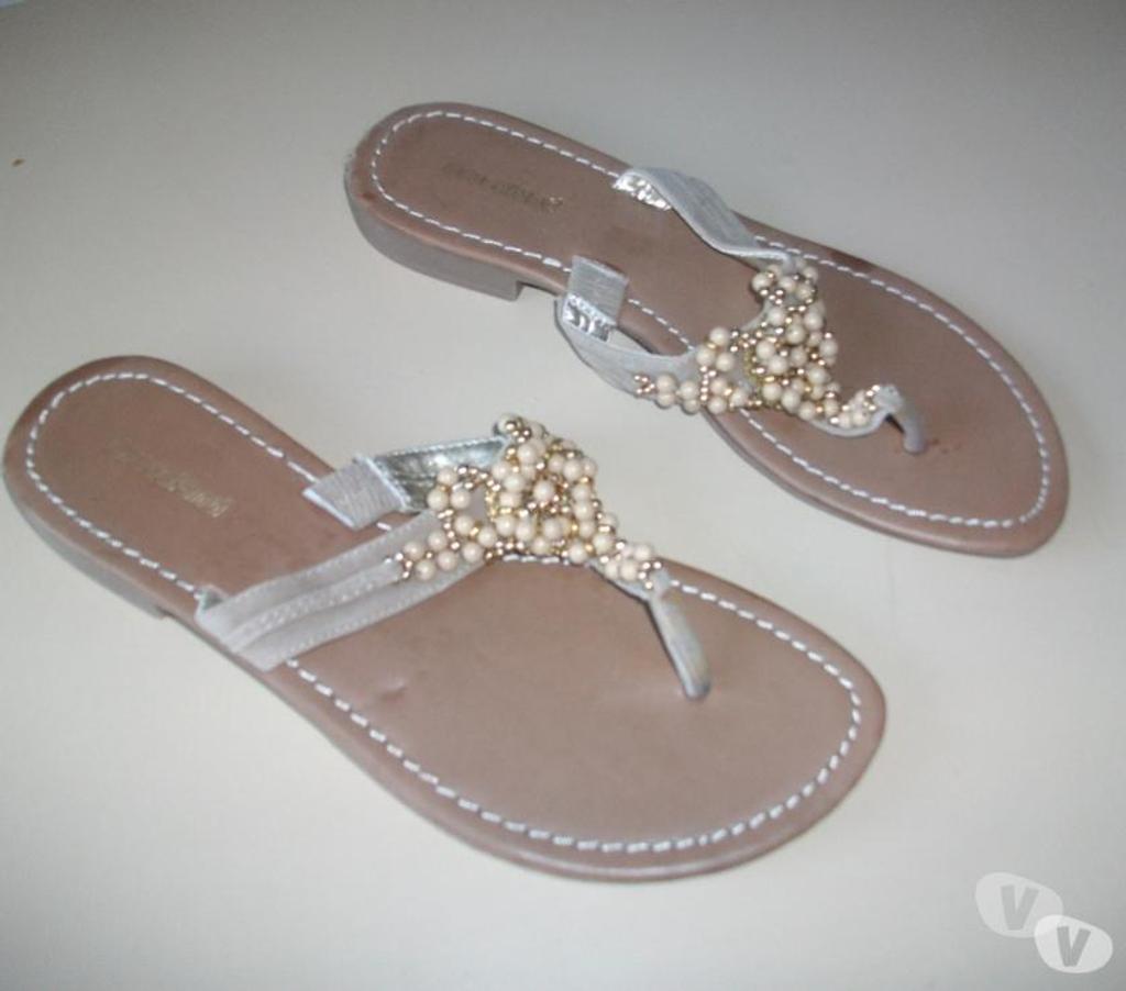 Chaussures Bas-Rhin Bouxwiller - 67330 - Photos Vivastreet Paires d'Entredoigts Beige perlés pt 38 -neufs- à 6 €