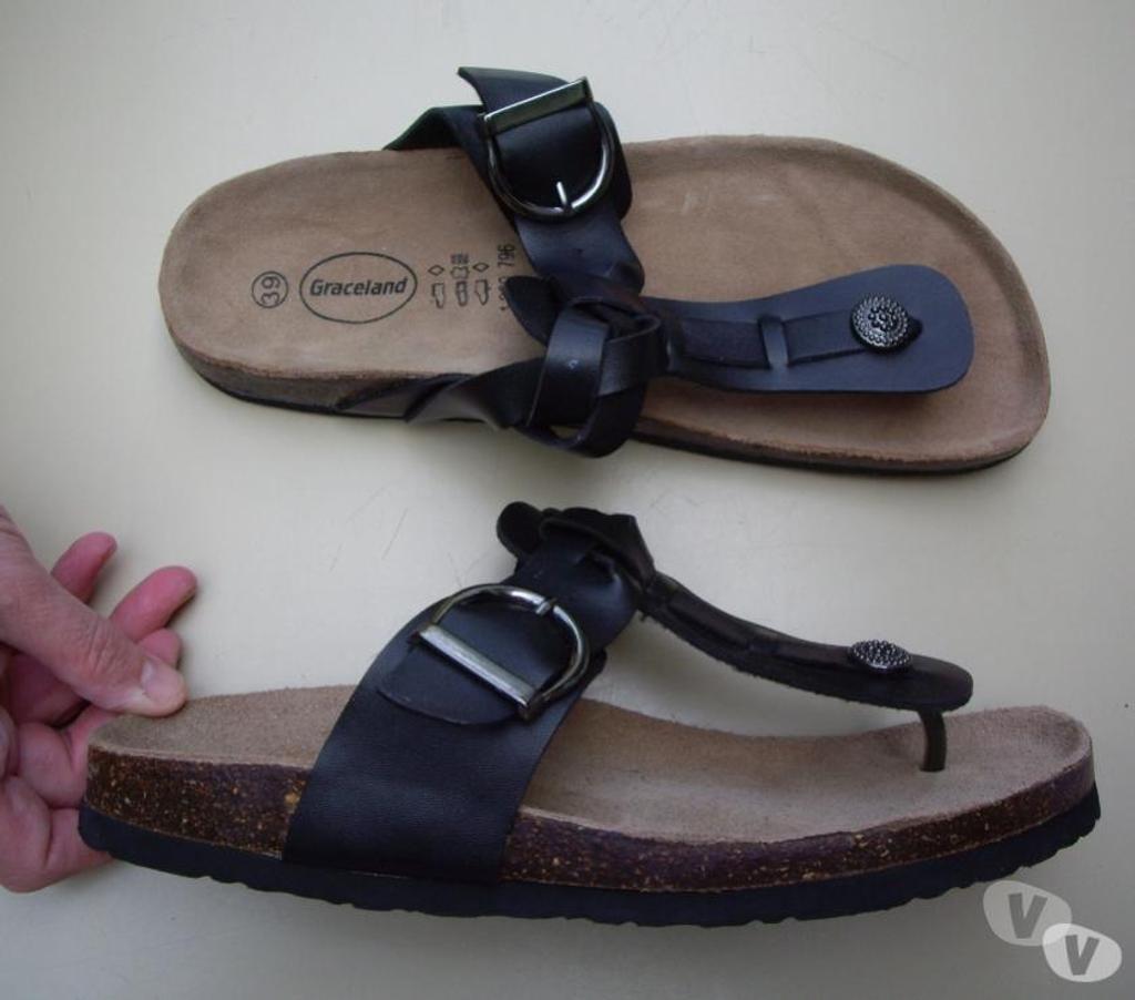 Chaussures Bas-Rhin Bouxwiller - 67330 - Photos Vivastreet Mules-Entredoigts Noir pointure 39 - neuves- à 8 €
