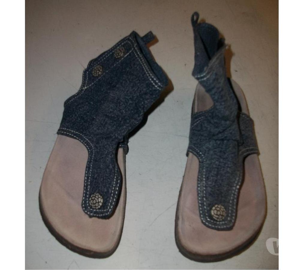Chaussures Bas-Rhin Bouxwiller - 67330 - Photos Vivastreet Sandales-entredoigts en jean scratch pt 38-39 (grand 38) 6 €