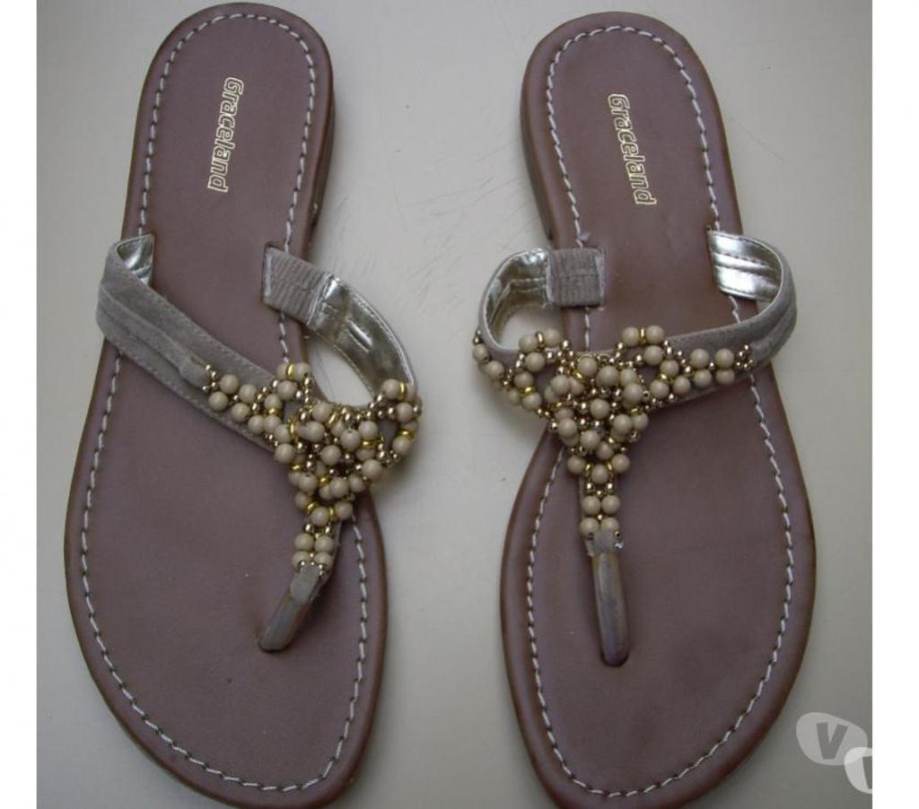 Chaussures Bas-Rhin Bouxwiller - 67330 - Photos Vivastreet Paires d'Entredoigts Beige perlés pt 39 -neufs