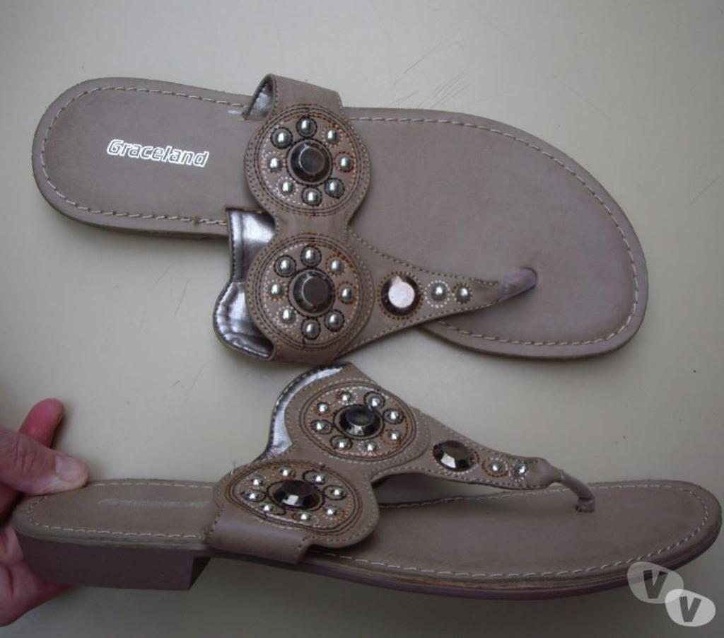Chaussures Bas-Rhin Bouxwiller - 67330 - Photos Vivastreet Paires d'Entredoigts Beige perlés pt 39 -neufs