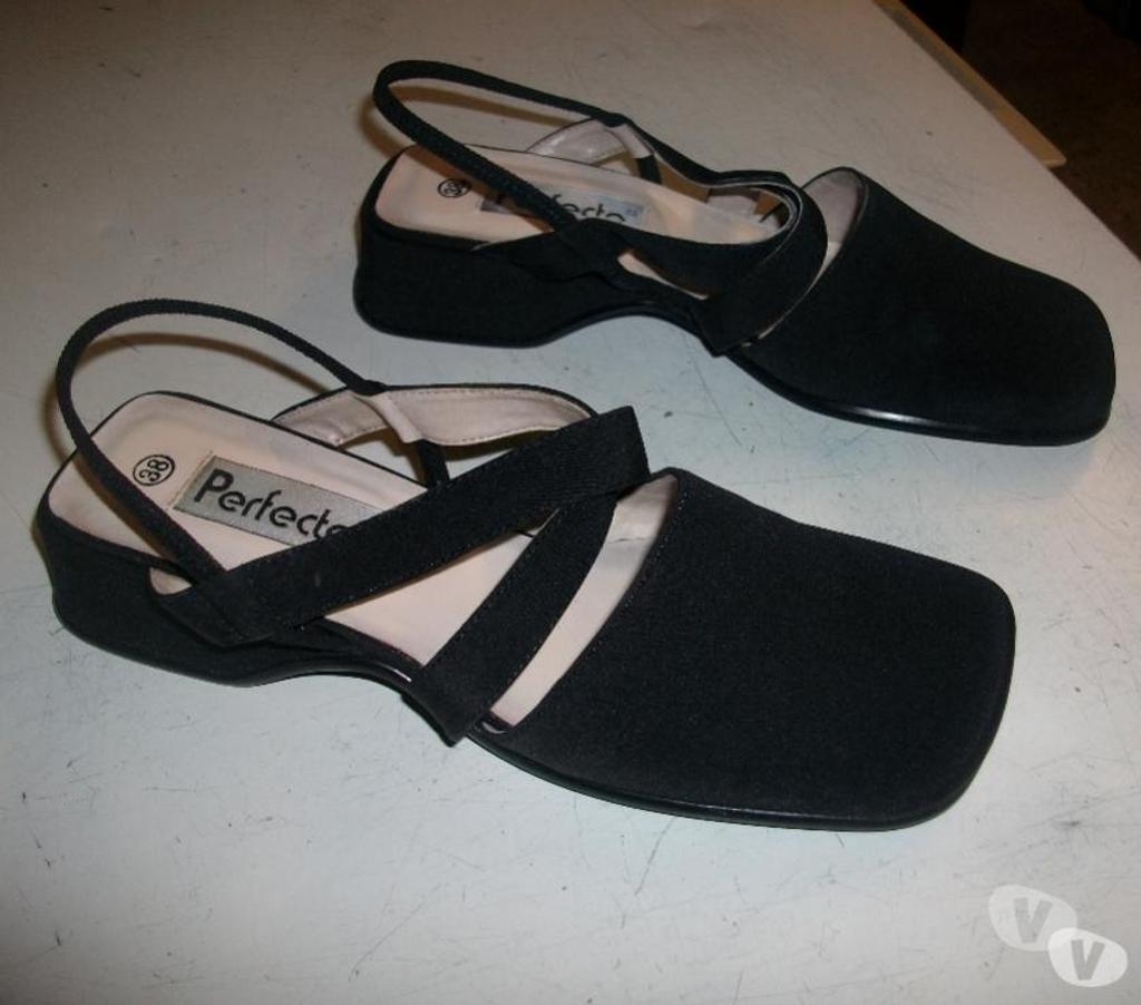 Chaussures Bas-Rhin Bouxwiller - 67330 - Photos Vivastreet Sandales Noir croisé bride élastiquée pt 38 -neuves