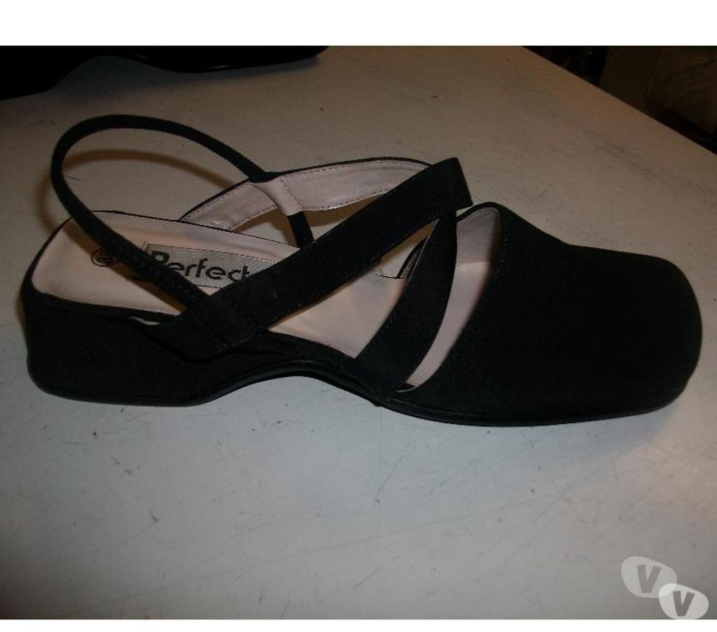 Chaussures Bas-Rhin Bouxwiller - 67330 - Photos Vivastreet Sandales Noir croisé bride élastiquée pt 38 -neuves