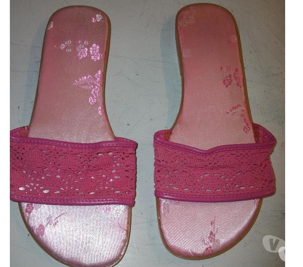 Chaussures Bas-Rhin Bouxwiller - 67330 - Photos Vivastreet Mules Fuchsia pointure 38-neuves