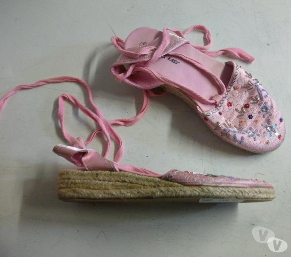 Chaussures Bas-Rhin Bouxwiller - 67330 - Photos Vivastreet Espadrilles Rose Perlées à lacets pt 38 -neuves