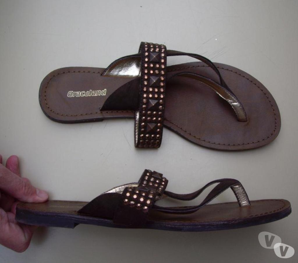 Chaussures Bas-Rhin Bouxwiller - 67330 - Photos Vivastreet Paires d'Entredoigts Brun et Noir Imprimés pt 39-neufs-6 €