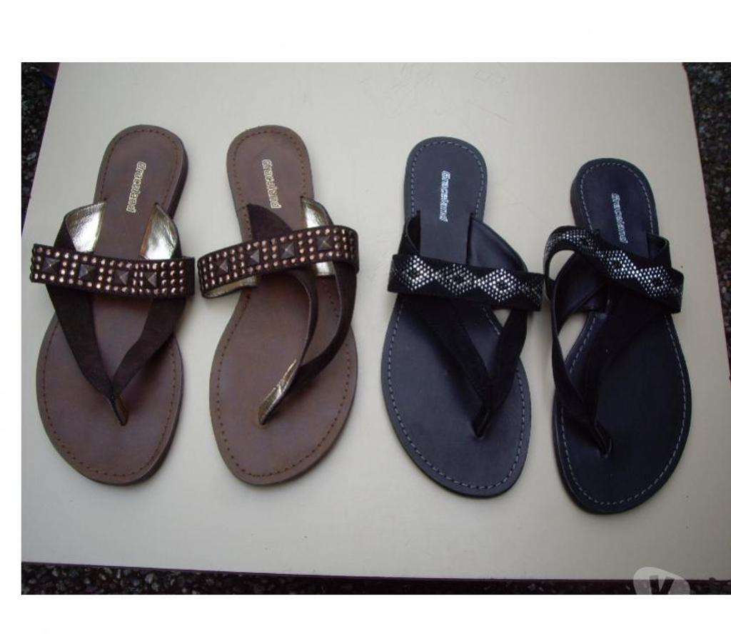 Chaussures Bas-Rhin Bouxwiller - 67330 - Photos Vivastreet Paires d'Entredoigts Brun et Noir Imprimés pt 39-neufs-6 €