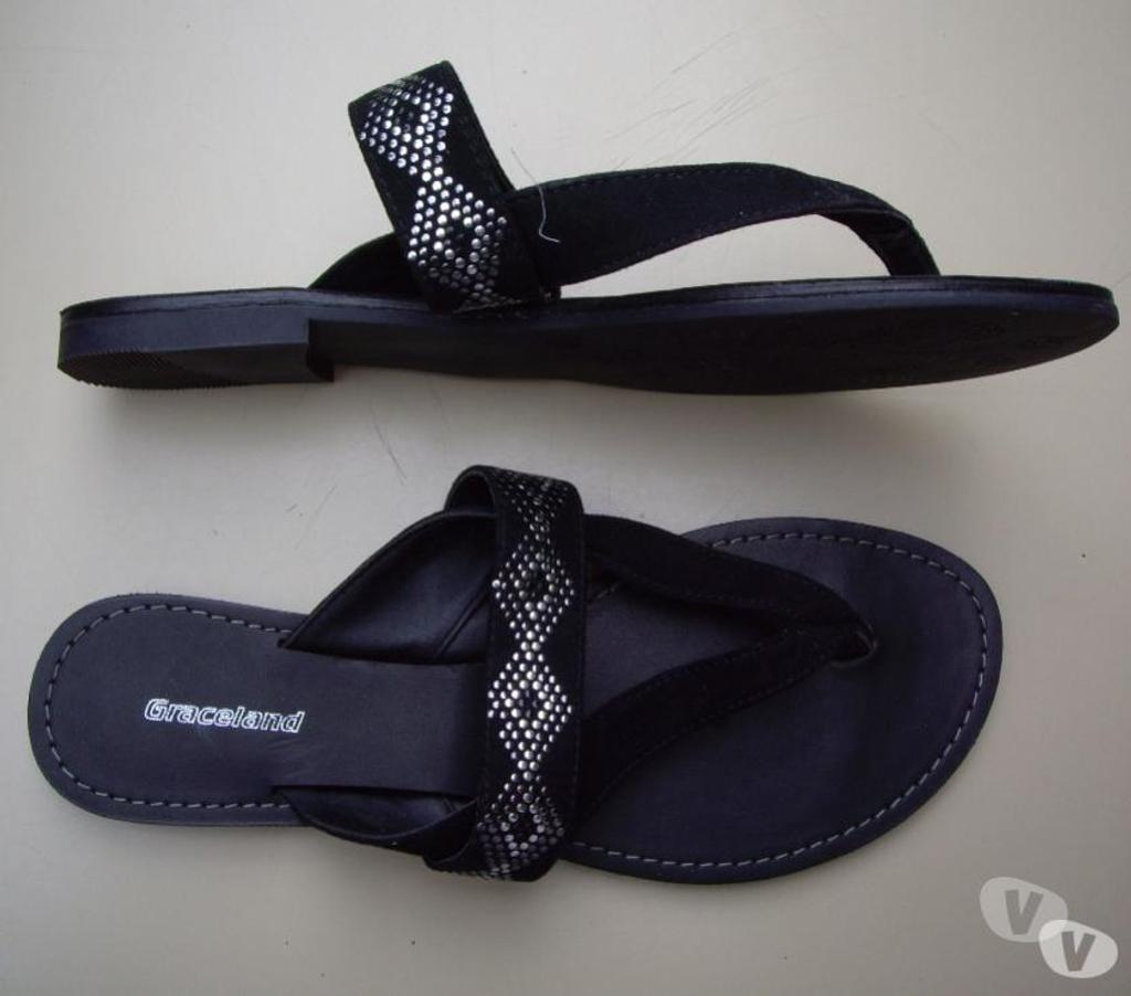 Chaussures Bas-Rhin Bouxwiller - 67330 - Photos Vivastreet Paires d'Entredoigts Brun et Noir Imprimés pt 39-neufs-6 €