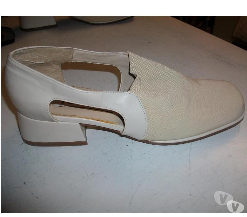 Chaussures Bas-Rhin Bouxwiller - 67330 - Photos Vivastreet Mocassins Beige pointure 38 à 3 €