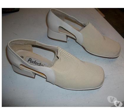 Chaussures Bouxwiller Bas-Rhin - Photos Vivastreet Mocassins Beige pointure 38 à 3 €