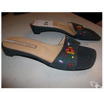 Chaussures et bottes occasion Bouxwiller Bas-Rhin - Photos Vivastreet Mules Bleu Jean à fleurs pt 38 -neuves- à 5 €