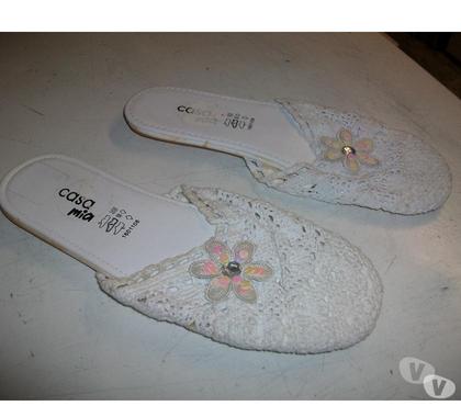 Chaussures et bottes occasion Bouxwiller Bas-Rhin - Photos Vivastreet Mules Blanc à Fleur effet tricot pt 38 -neuves- à 4 €