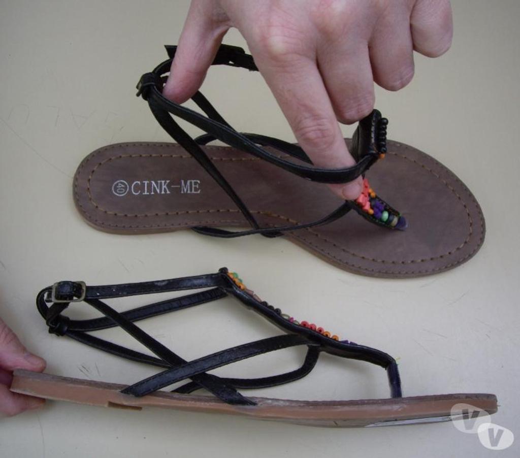 Chaussures Bas-Rhin Bouxwiller - 67330 - Photos Vivastreet Entredoigts Noir Perlés pt 40 -neufs- à 6 €