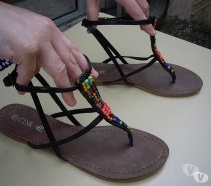 Chaussures Bouxwiller Bas-Rhin - Photos Vivastreet Entredoigts Noir Perlés pt 40 -neufs- à 6 €