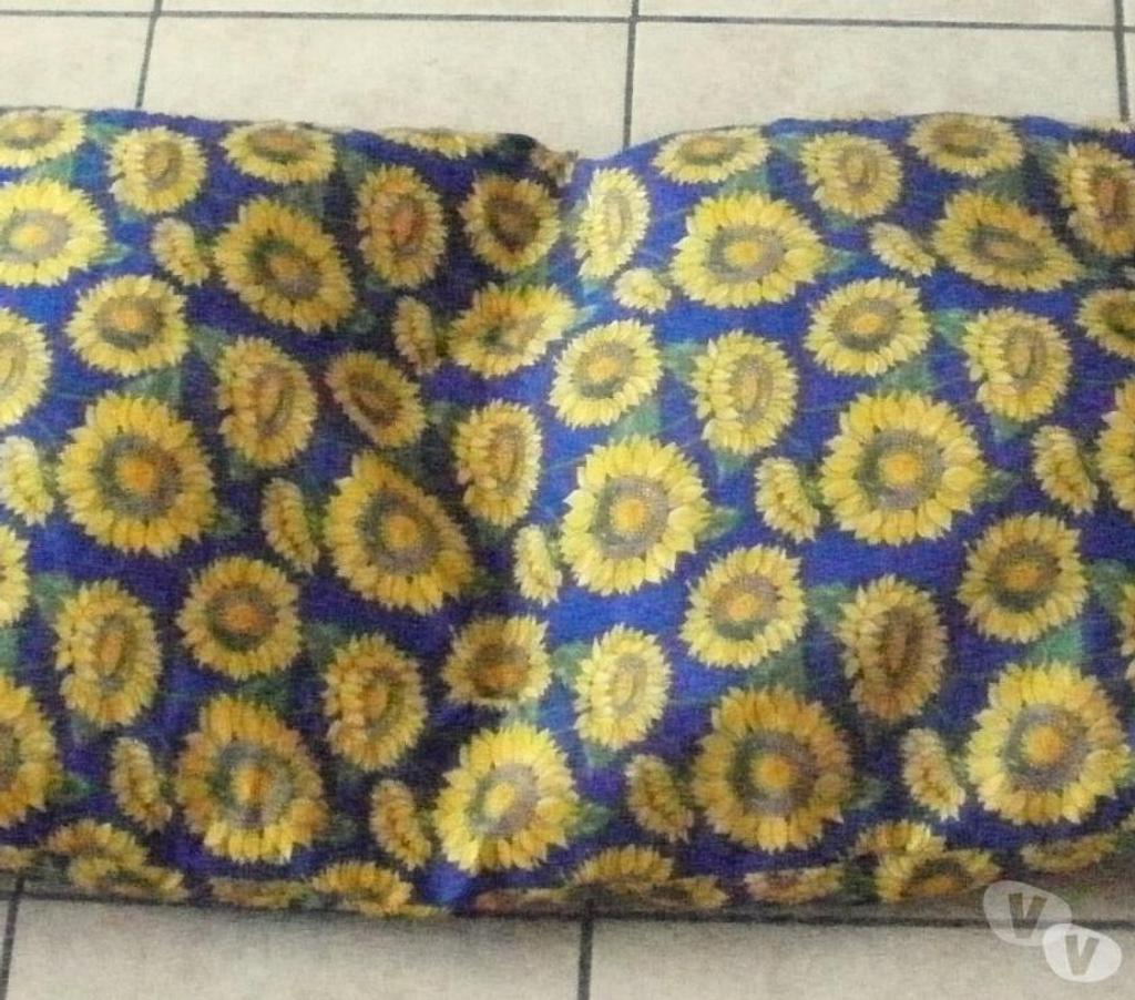 Accessoires - Bagagerie Tarn-et-Garonne Montauban - 82000 - Photos Vivastreet COUSSIN BAIN DE SOLEIL 50 cm x 160 cm x 20 cm