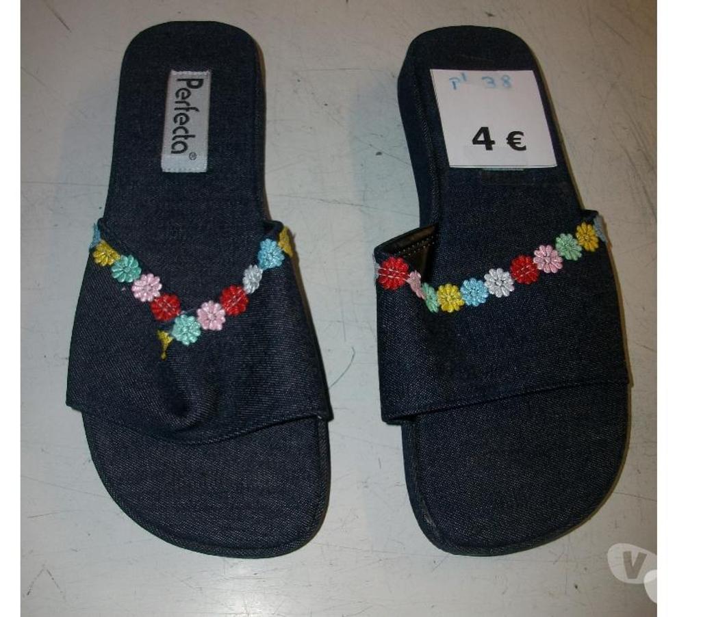 Chaussures Bas-Rhin Bouxwiller - 67330 - Photos Vivastreet Mules en Bleu Jean bande fleurie pt 38 