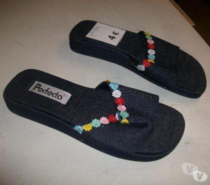Chaussures occasion Bouxwiller Bas-Rhin - Photos Vivastreet Mules en Bleu Jean bande fleurie pt 38