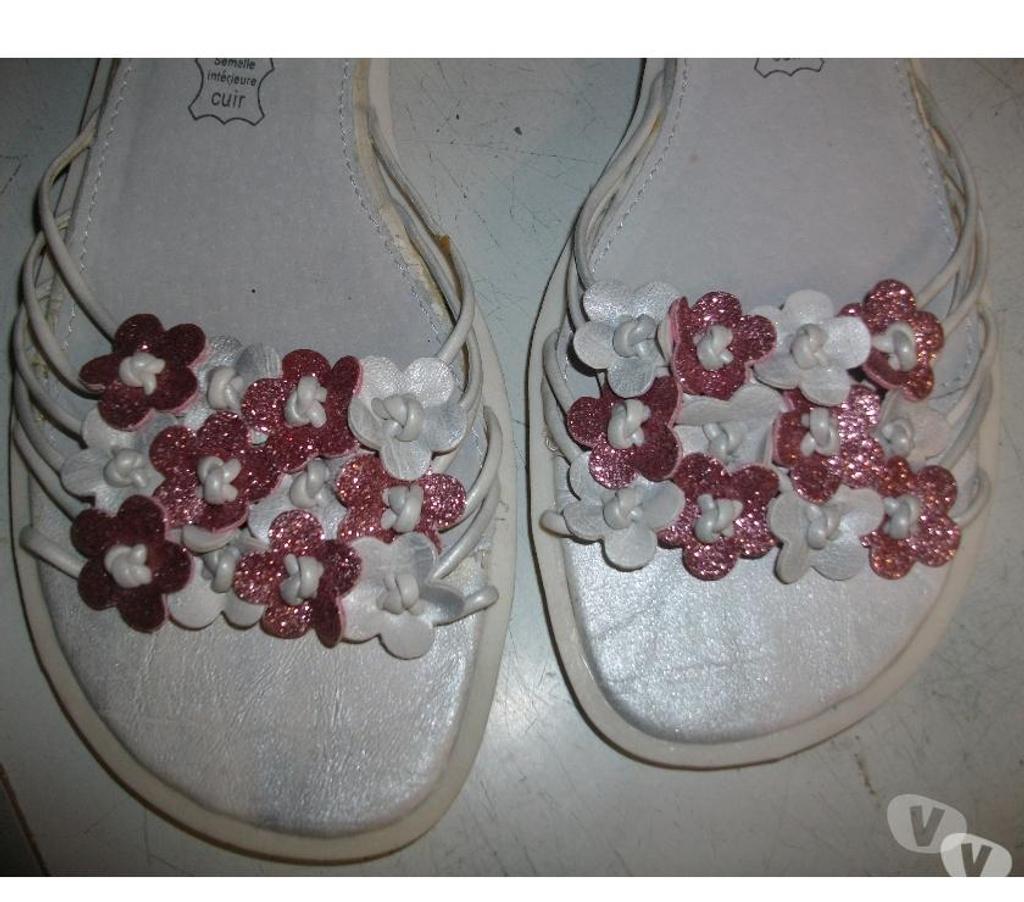 Chaussures Bas-Rhin Bouxwiller - 67330 - Photos Vivastreet Sandales spartiates Blanc Fleuri Rose pt 38-neuves-