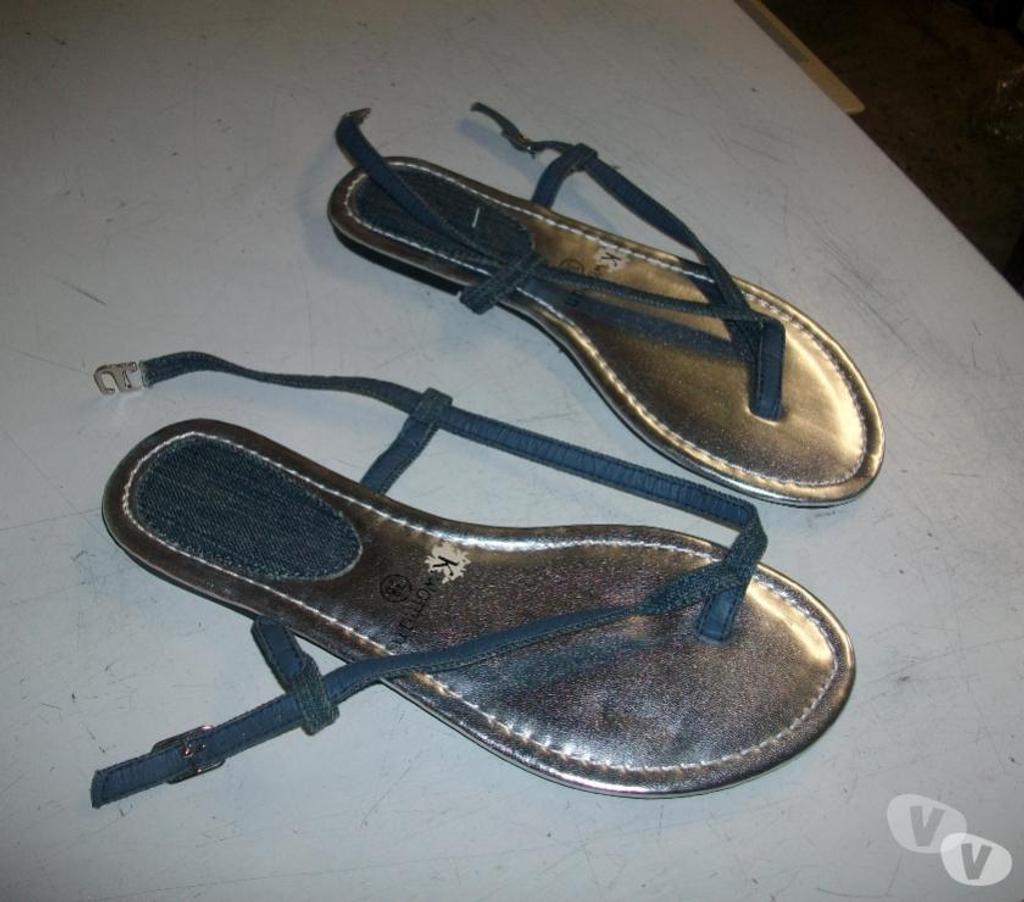 Chaussures Bas-Rhin Bouxwiller - 67330 - Photos Vivastreet Sandales entredoigts Bleu Jean pt 38 -neuves