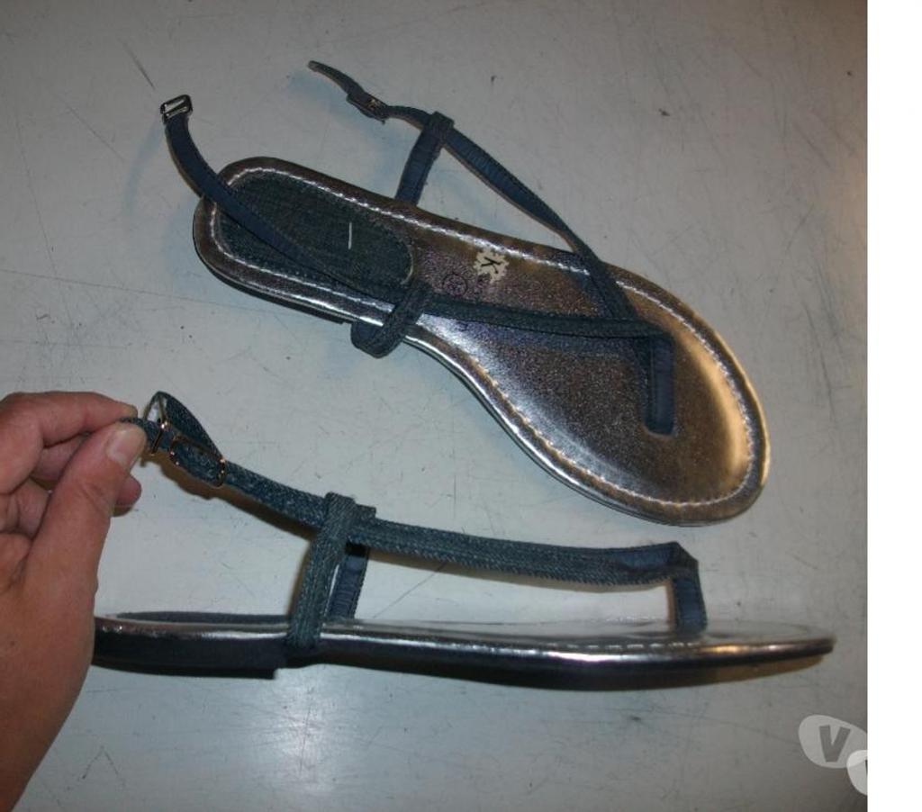 Chaussures Bas-Rhin Bouxwiller - 67330 - Photos Vivastreet Sandales entredoigts Bleu Jean pt 38 -neuves