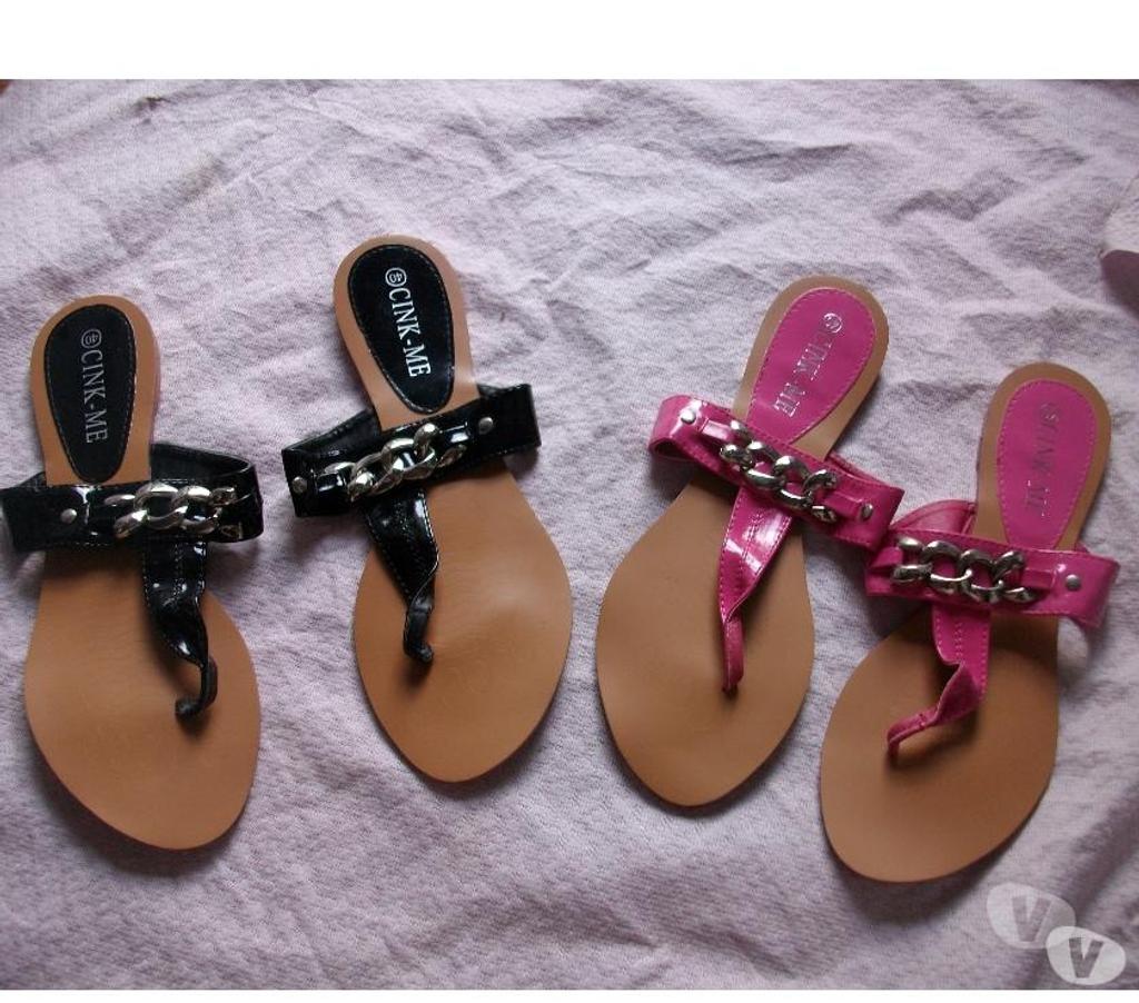 Chaussures Bas-Rhin Bouxwiller - 67330 - Photos Vivastreet Paires de Nu-pieds entredoigts Noir et Fuchsia pt 40