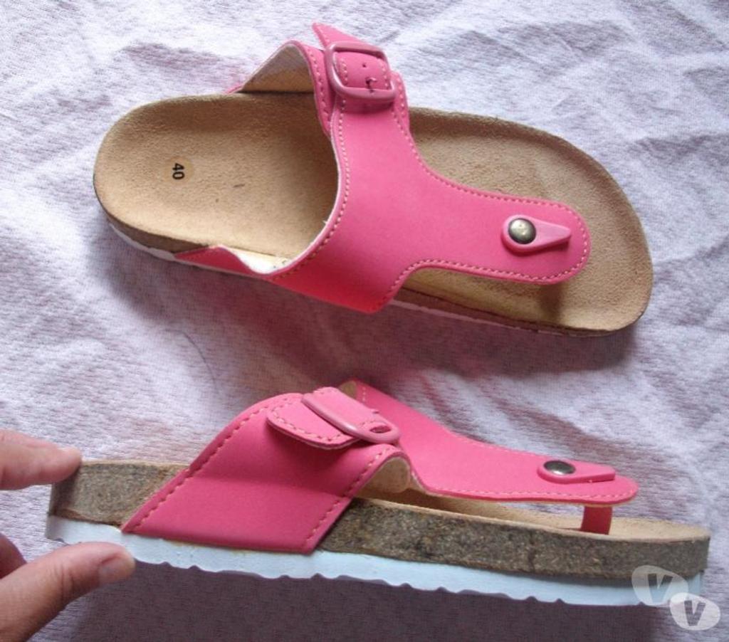 Chaussures Bas-Rhin Bouxwiller - 67330 - Photos Vivastreet Sandales à entredoigts Fuchsia pt 40 -neuves- à 6 €
