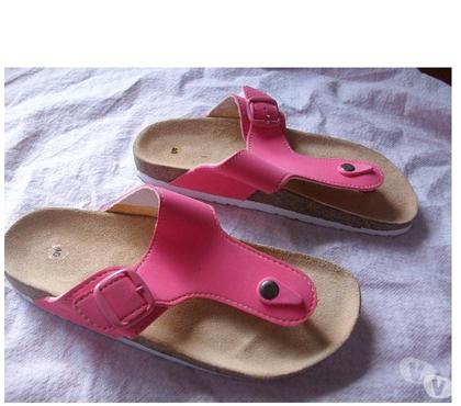 Chaussures Bouxwiller Bas-Rhin - Photos Vivastreet Sandales à entredoigts Fuchsia pt 40 -neuves- à 6 €
