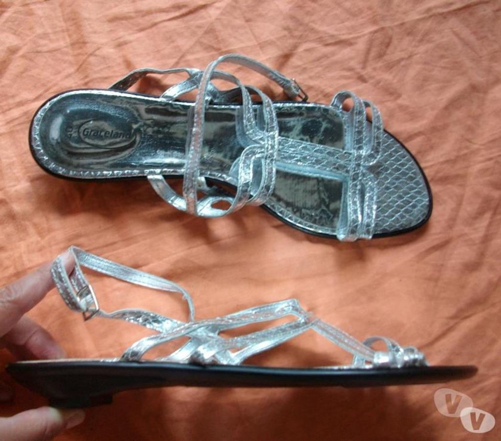 Chaussures Bas-Rhin Bouxwiller - 67330 - Photos Vivastreet Sandales Argentées pt 40 -neuves- à 5 €