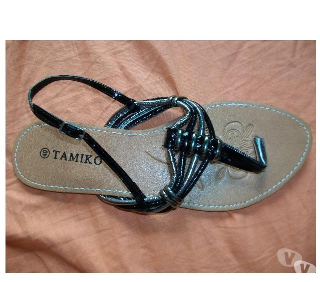 Chaussures Bas-Rhin Bouxwiller - 67330 - Photos Vivastreet Nu-pieds-Entredoigts Noir Argentés-neufs- à 5 €