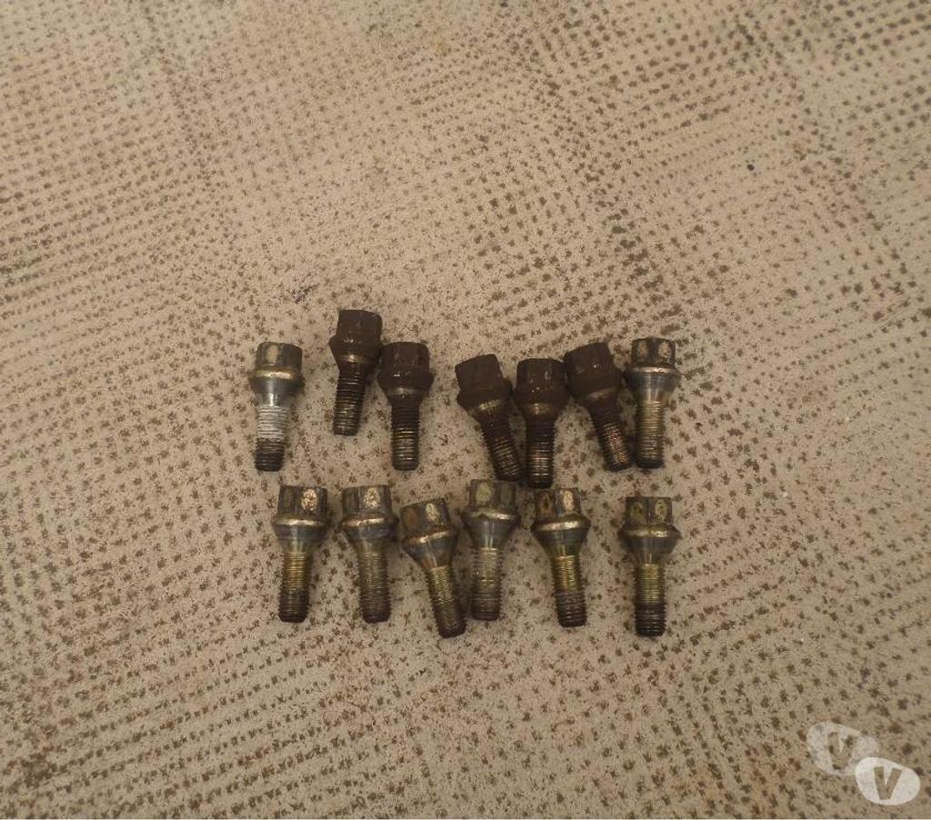 Pièces et services auto Pyrénées-Orientales Perpignan - Photos Vivastreet Ecrou de roue bmw E21/E28/E30/E32/E34/E36/E38/E39