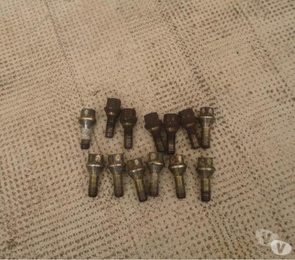 Pièces détachées auto Perpignan Perpignan - Photos Vivastreet Ecrou de roue bmw E21/E28/E30/E32/E34/E36/E38/E39