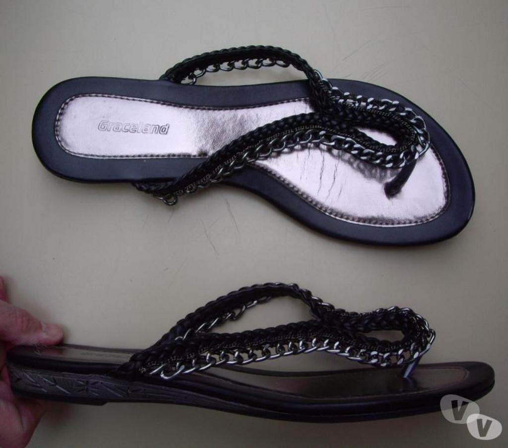 Chaussures Bas-Rhin Bouxwiller - 67330 - Photos Vivastreet Entredoigts Noir Cloutés pointure 39 -neufs- à 7 €