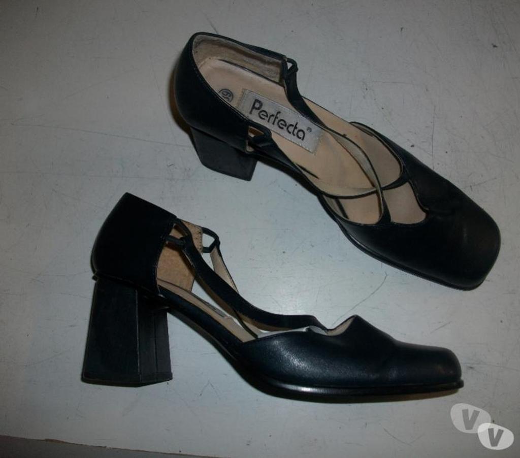 Chaussures Bas-Rhin Bouxwiller - 67330 - Photos Vivastreet Escarpins Noir bride croisée pt 39 à 1 €
