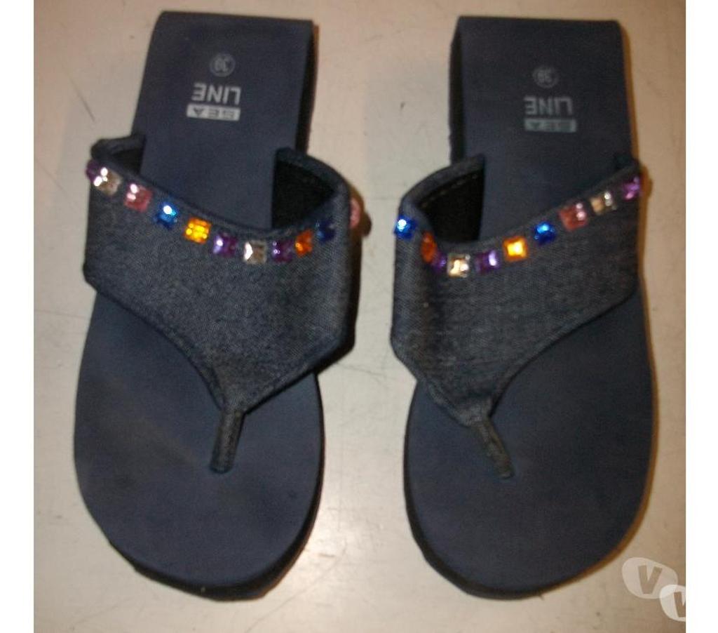 Chaussures Bas-Rhin Bouxwiller - 67330 - Photos Vivastreet Mules entredoigts Jean perlés en pointure 39 à 3,50 €