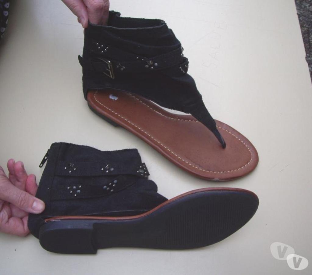 Chaussures Bas-Rhin Bouxwiller - 67330 - Photos Vivastreet Entredoigts montants Noir pointure 39 à 5 €