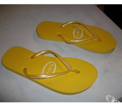 Chaussures Bouxwiller Bas-Rhin - Photos Vivastreet Tongs Jaune pointure 36-37 -neufs- à 2,50 €