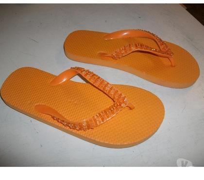 Chaussures et bottes occasion Bouxwiller Bas-Rhin - Photos Vivastreet Tongs Orange perlé pointure 36-neufs- à 3 €