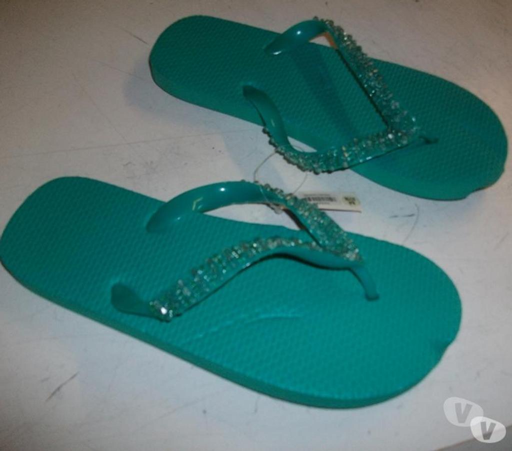 Chaussures Bas-Rhin Bouxwiller - 67330 - Photos Vivastreet Paires de Tongs Vert Perlé pt 37-38 neufs- à 2,50 €