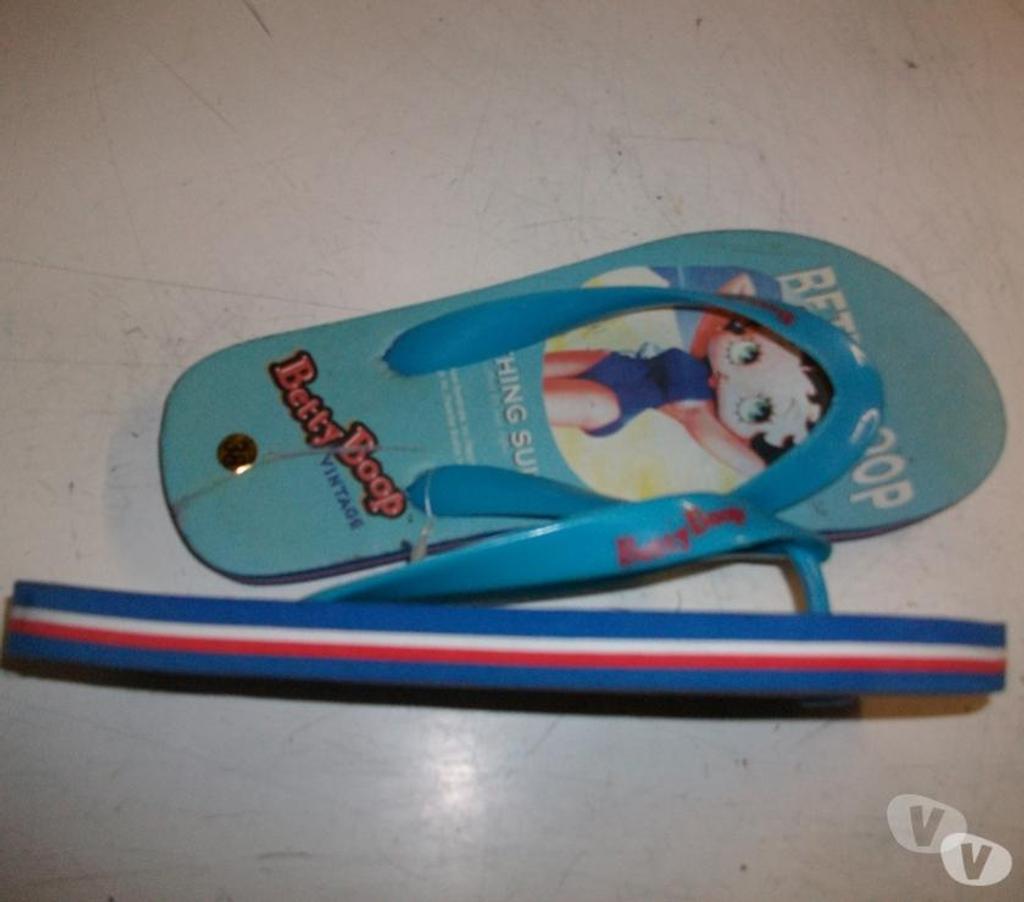 Chaussures Bas-Rhin Bouxwiller - 67330 - Photos Vivastreet Tongs Bleu Turquoise Betty Boop pt 38-neufs- à 3,50 €