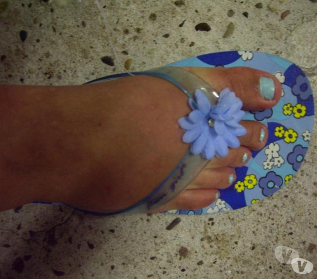 Chaussures Bas-Rhin Bouxwiller - 67330 - Photos Vivastreet Tongs Bleu Ciel à Fleur pt 38 -neufs